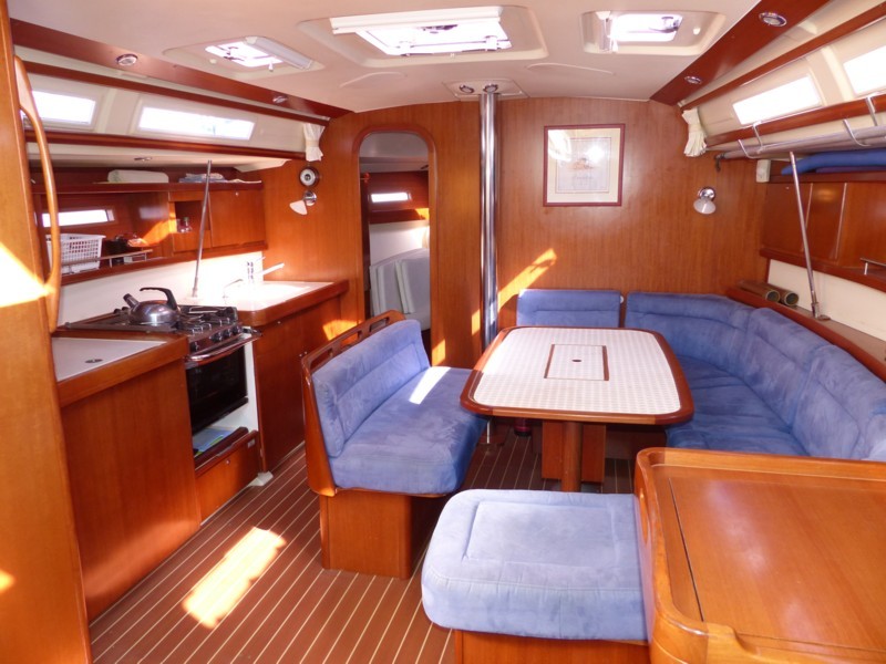 Dufour 425 - 15.jpg